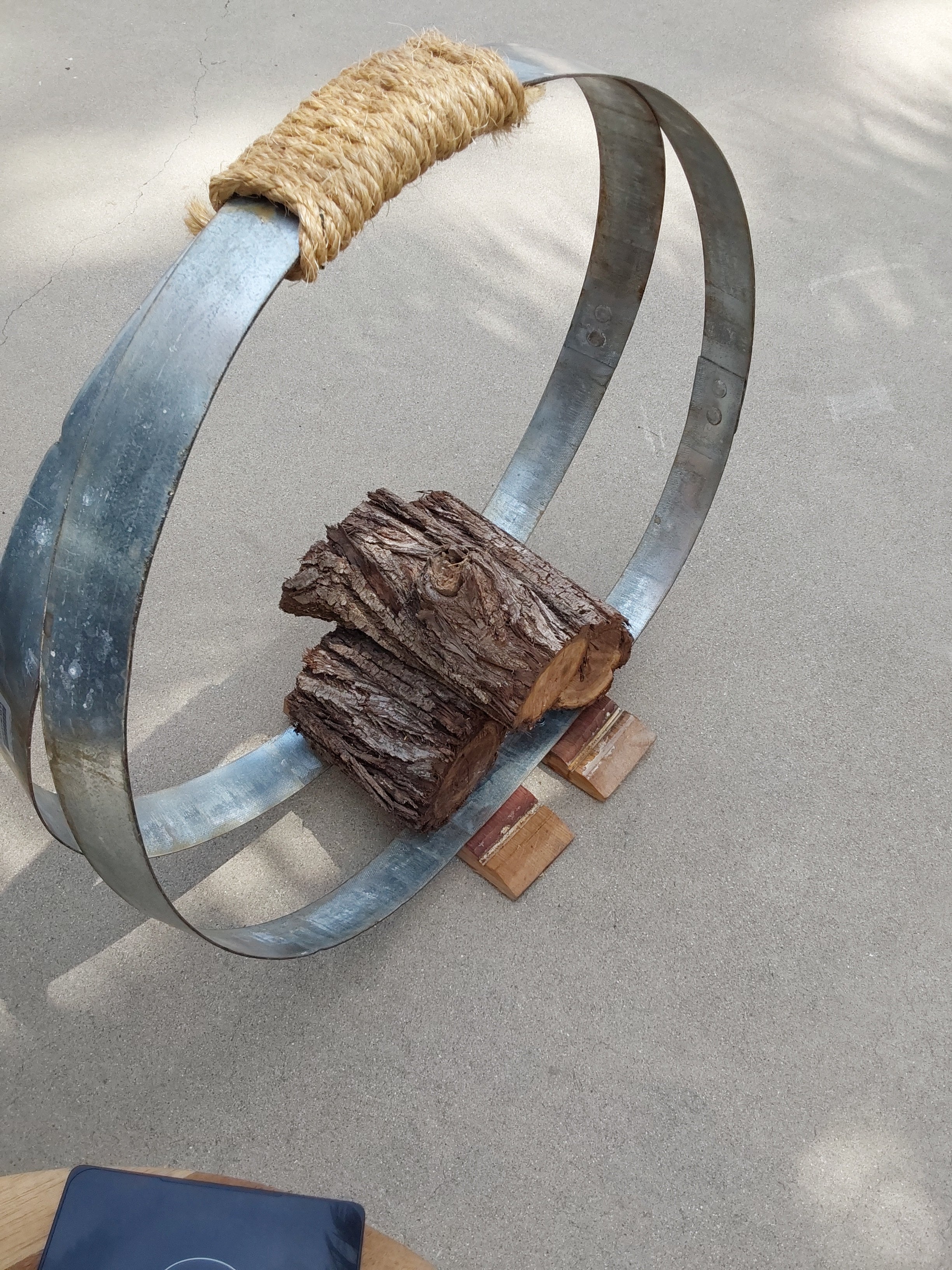Wood 🪵 Rack from wine barrel rings – Craftingthebark805