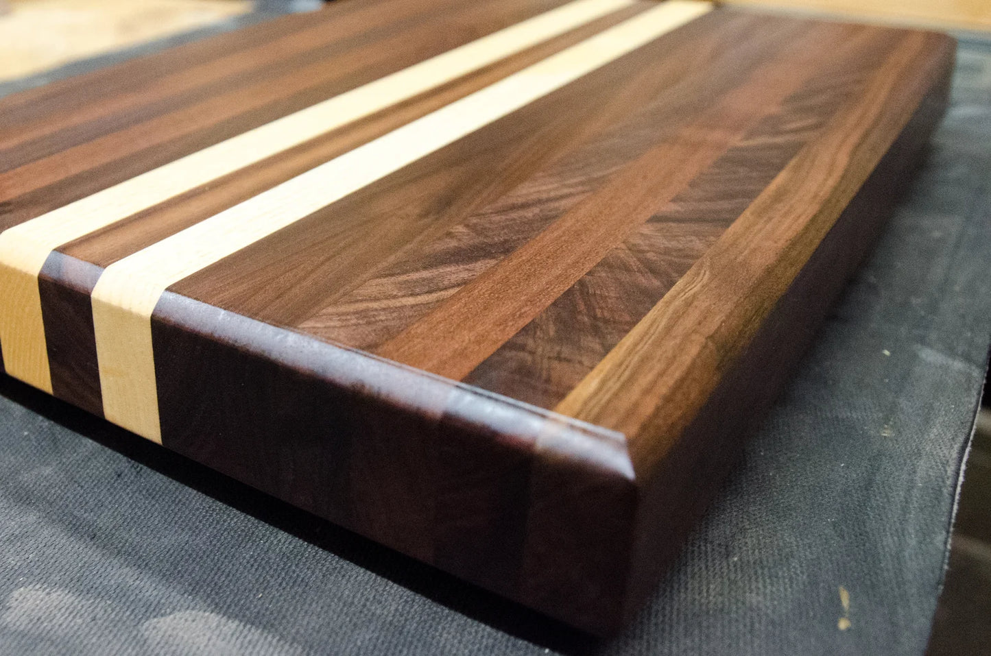 Wooden cutting Boards Medium (edge grain)